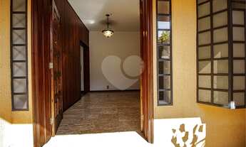 Imagem 3: Casa térrea com 4 quartos, charmosa com vista para o verde