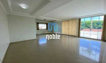 Imagem 7: Sobrado de auto padrão com 7 quartos e piscina