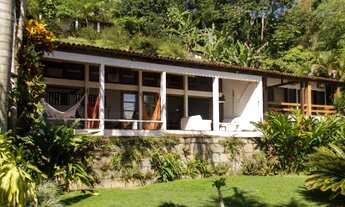 Imagem 2: Casa a beira mar em amplo terreno, piscina e vista deslumbrante