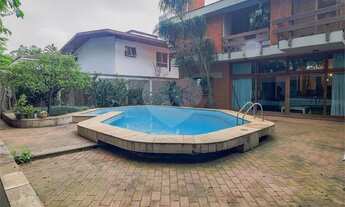 Imagem 4: Linda Mansão em Alto de Pinheiros em rua fechada - 610 M²- R$ 7.000.000,00