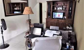 Imagem 4: Localização Incontestável! Casa Linear, junto a comércio e condução, possibilid