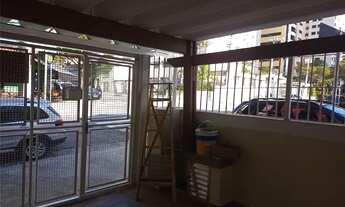 Imagem 5: Casa maravilhosa, com pintura nova super bem conservada em um dos bairros mais nobres da z