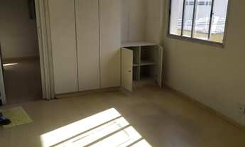 Imagem 2: Kitnet/Conjugado para venda com 42 metros quadrados, 1 dormitório e garagem Centro