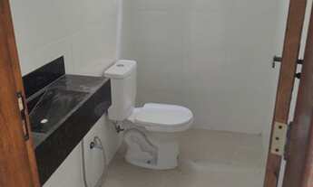 Imagem 7: Lindo duplex independente com acabamento em porcelanato e ampla área de lazer com piscina