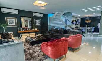 Imagem 7: Excelente Duplex no Condomínio Alphaville 1. 495m2, 4 Suítes, Piscina, 100% Mobiliada