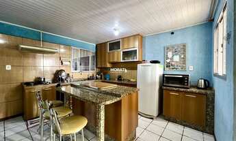 Imagem 3: Casa com Dois Quartos e Edícula no Jardim Carmen!