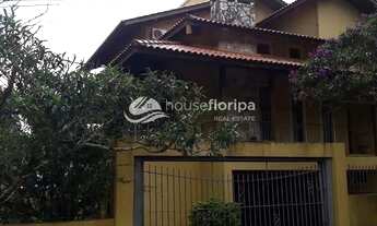 Imagem: Casa à venda com 4 dormitórios e 751m2