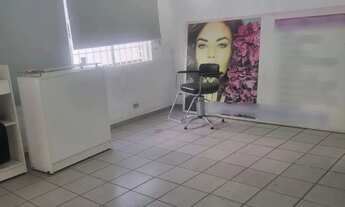 Imagem 13: Casa para venda possui 200 metros quadrados com 3 quartos em Campo Belo - São Paulo - São