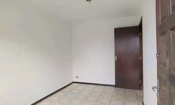 Imagem 3: Sobrado para Locação em Curitiba, Bairro Alto, 3 dormitórios, 1 suíte, 2 banheiros, 2 vaga