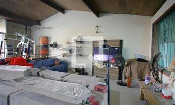 Imagem 2: Casa à Venda - Havaí, 2 Quartos, 232 m2