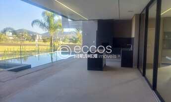 Imagem 2: Casa em condomínio à venda, 5 quartos, 3 suítes, 4 vagas, Alphaville Lagoa dos Ingleses