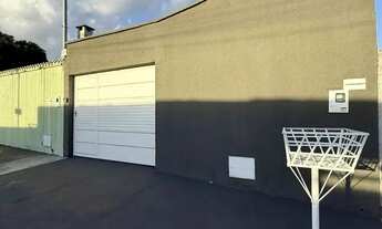 Imagem 3: CASA ESPAÇOSA PRÓXIMA A DOIS SHOPPINGS 3 QTS 2 SUÍTE ESPAÇO GOURMET PISO PORCELANATO