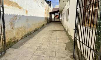 Imagem 2: Imóvel para aluguel com 186 metros quadrados com 8 quartos em São Geraldo - Porto Alegre