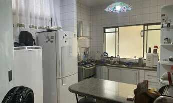 Imagem 3: Sobrado 3 suítes 404 Sul Acesso por 2 ruas Excelente Localização