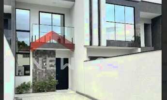 Imagem: Sobrado em Avenida Luiz Boiteux Piazza