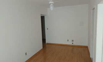 Imagem 5: !dormitório com garagem