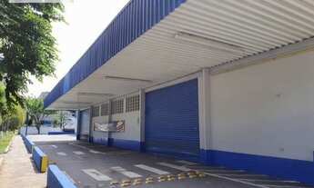 Imagem 5: Galpão com 7500m², piso único para mercado ou concessionária