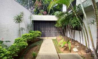 Imagem: Linda casa modernista próximo à República