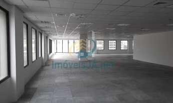 Imagem 6: Edifício de alto padrão utilizando o que existe de mais avançado em tecnologia. 720m2. 13