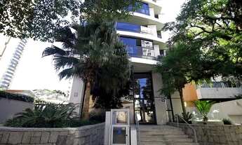 Imagem 3: Apto 2 Quartos/1 Suíte - no Batel Soho - 2 Vagas - Varanda com Churrasqueira à Carvão