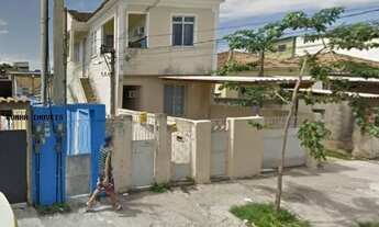 Imagem 2: Casa Térrea para Venda em Rio de Janeiro, OSWALDO CRUZ, 2 dormitórios, 1 banheiro, 1 vaga