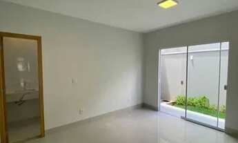 Imagem 3: Casa à venda com 3 quartos, 2 banheiros mais garagem