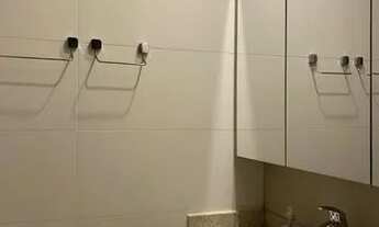 Imagem 2: Sobrado com 260m² de construção, sendo 4 suítes, escritório, living, sala jant