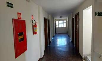 Imagem 3: Apartamento para venda possui 22 metros quadrados com 1 quarto em Centro - Curitiba - PR