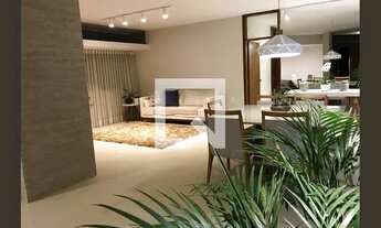 Imagem 2: Casa à Venda - Jardim Samambaia, 4 Quartos, 1000 m2