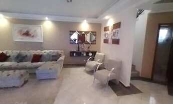 Imagem 2: Casa de 4 Dormitórios na Rua Huet Bacelar