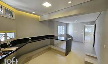 Imagem 3: Apartamento à venda em Aclimação com 220 m², 4 quartos, 2 suítes, 3 vagas