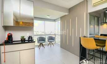 Imagem 6: Apartamento para venda tem 66 metros quadrados com 2 quartos em Passo da Areia - Porto Ale