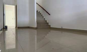 Imagem 3: Casa de condomínio com 2 quartos e 2 vagas