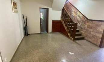 Imagem 4: EXCELENTE CASA DE 2 PAVIMENTOS COM 3 QUARTOS,S SENDO SUÍTE E GARAGEM