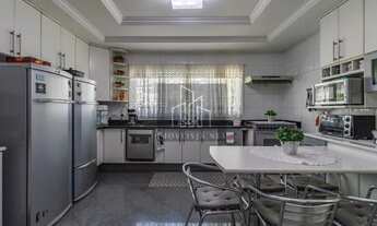 Imagem 7: EXCELENTE CASA NO RESIDENCIAL 18 DO FORTE EM ALPHAVILLE/SP - 04 dormitórios/ 04 suítes