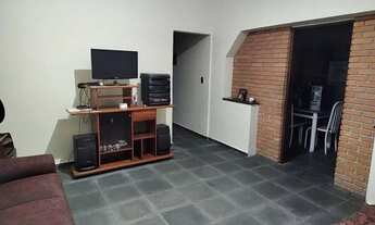 Imagem 2: Casa térrea Casa com 1 dormitório