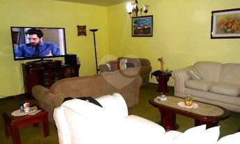 Imagem 5: Amplo sobrado nas Palmas de Tremembé com piscina e churrasqueira