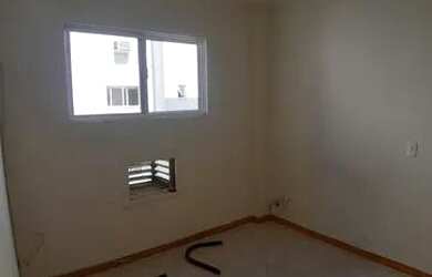 Imagem 6: 03 Dormitórios, Sacada C/Churrasqueira Carvão, 02 Vagas, Centro! Oportunidade!!