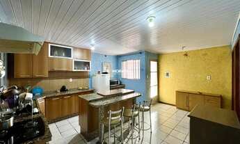 Imagem 4: Casa com Dois Quartos e Edícula no Jardim Carmen!