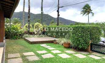 Imagem 2: Casa para venda em Condominio Lagoinha de 363.00m² com 4 Quartos, 3 Suites e 1 Garagem