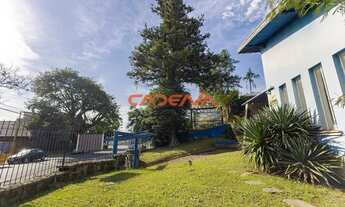 Imagem 3: Casa com 4 quartos e 4 vagas à venda no Mercês