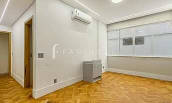 Imagem: Apartamento reformado no quadrilátero de