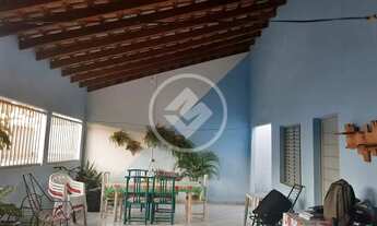 Imagem 2: Vende-se casa de 92 m² no bairro Jardim Vitória - 2 quartos - Cuiabá (MT) - Valor: R$ 267