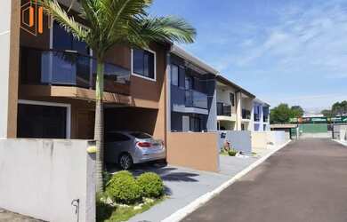 Imagem 4: Sobrado para Venda em São José dos Pinhais, Bom Jesus, 3 dormitórios, 2 banheiros, 1 vaga