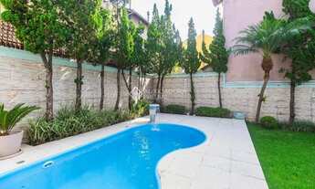 Imagem 4: Imóvel para aluguel possui 339 metros quadrados com 3 quartos em Morro Santana - Porto Ale