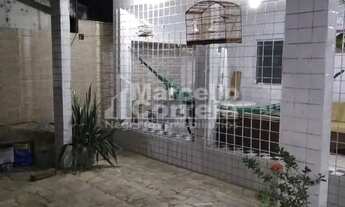 Imagem 3: Casa de 240m² em Campo Grande, Recife