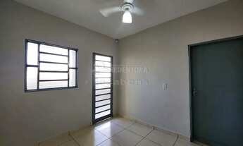 Imagem 2: Locação de Casa com 2 dormitórios e 1 vaga de garagem para moto localizada no bairro Parqu