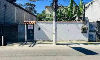Imagem: Casa com quintal em Fragoso