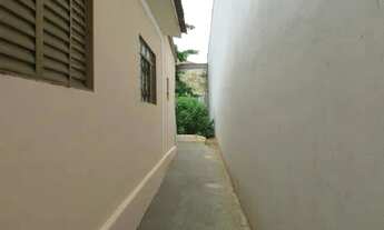 Imagem 2: Casa em JARDIM PIRATININGA