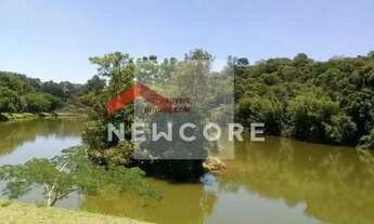 Imagem: Casa de condomínio em Rua Victório Spinucci